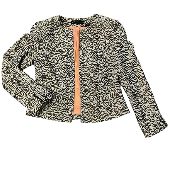Dana Buchman Zebra Print Cropped Blazer Sz 10 - Picture 1 of 13